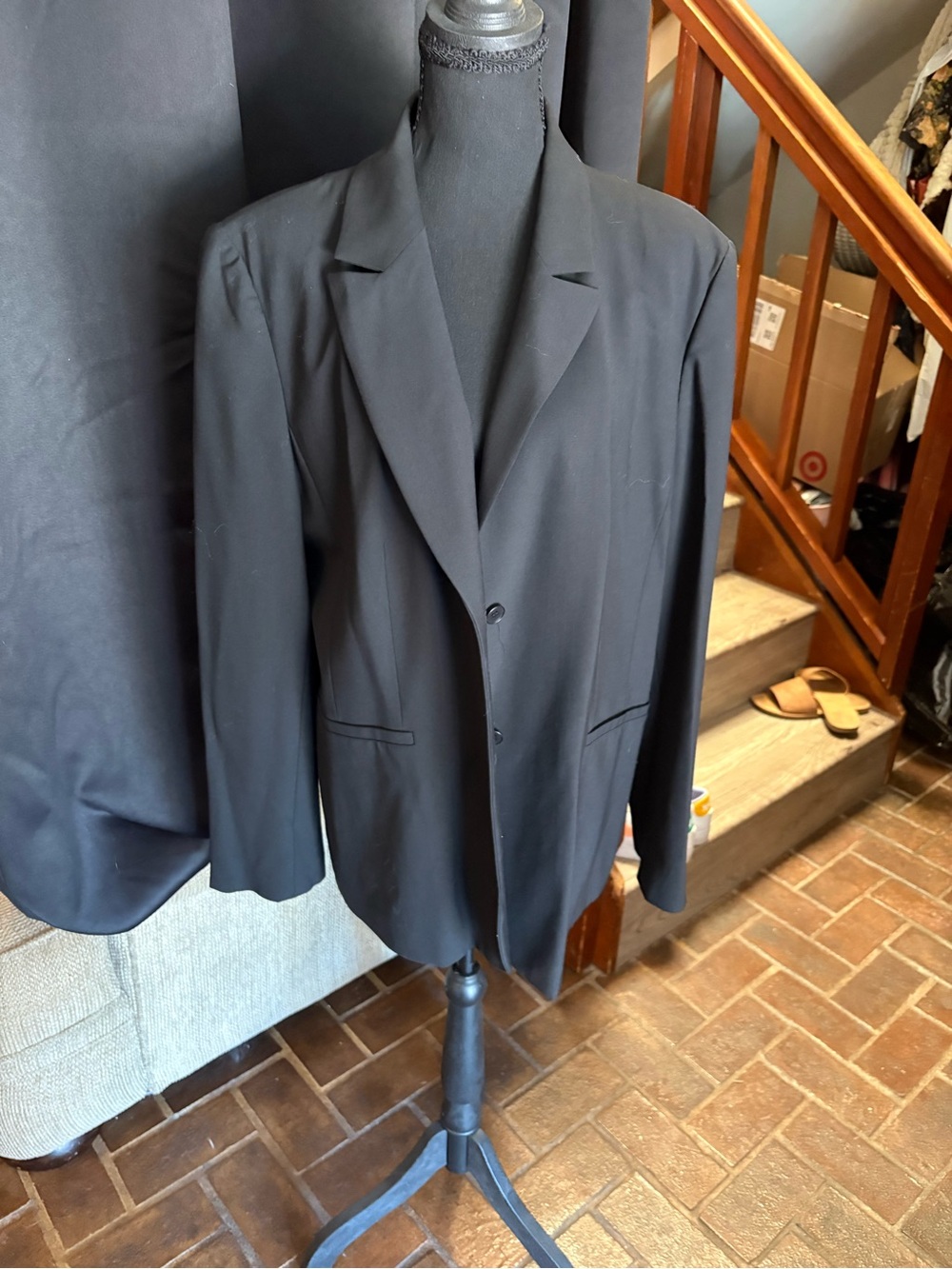 Classic women’s Black Blazer - Tailored Single-Breasted Jacket